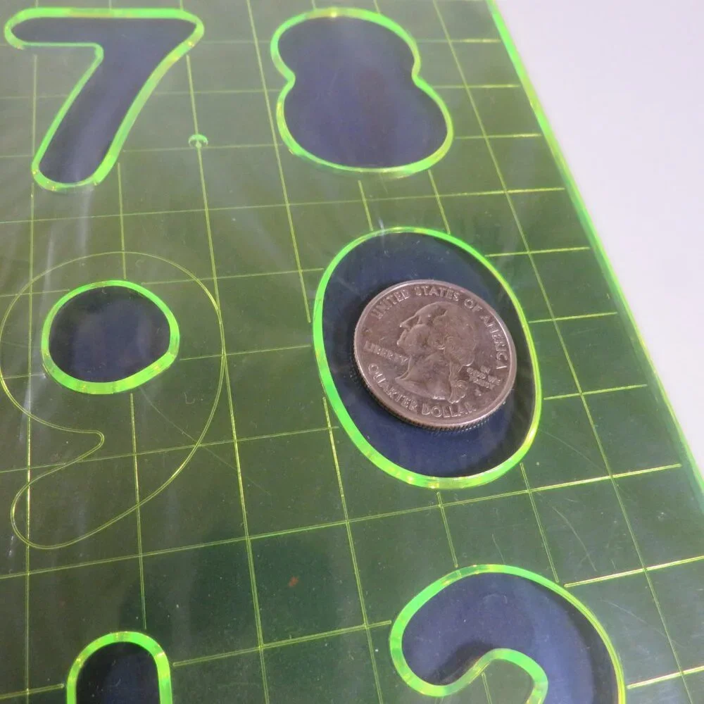 Stencil FISKARS “Shape Template” Numbers #3